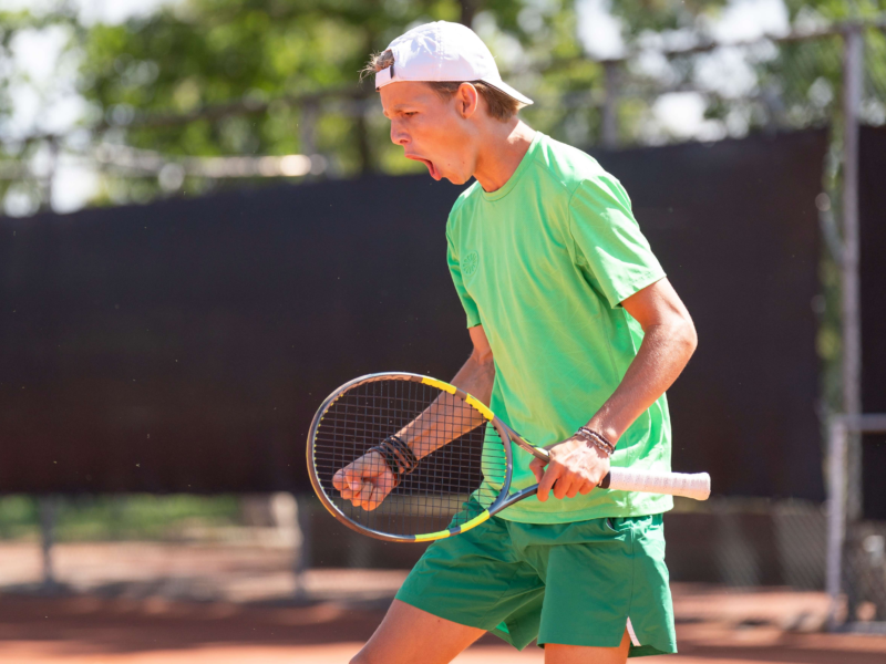 Brabant Talenten Fonds geeft tennistalent Bobbi Platenburg extra speelruimte: “Ik wil de beste van de wereld worden.”