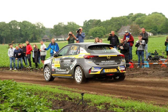 Jari van Hoof ELE.03