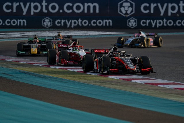 Richard Verschoor, Van Amersfoort Racing. FIA Formula 2 Championship, Yas Marina Circuit, Abu Dhabi, United Arab Emirates. 25th November 2023.