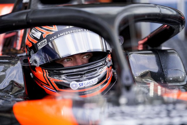 Richard Verschoor, Van Amersfoort Racing. FIA Formula 2 Championship, Yas Marina Circuit, Abu Dhabi, United Arab Emirates. 24th November 2023.