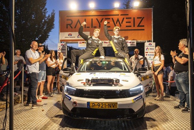 Opel Astra_e_2024, For Press and PR only, marketing usage has to be payed in addition