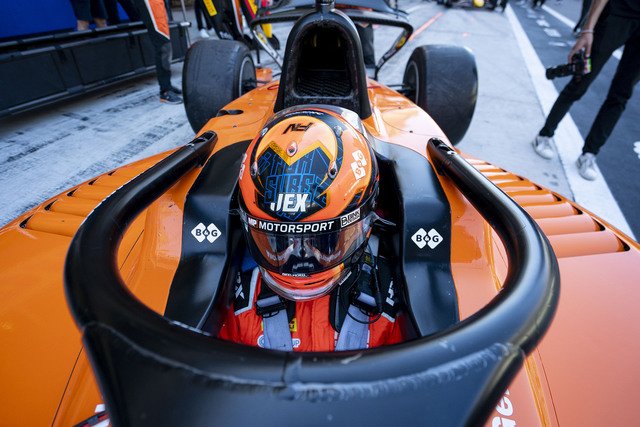 Richard Verschoor, MP Motorsport. FIA Formula 2 Championship - Yas Island, Yas Marina Circuit, Abu Dhabi, United Arab Emirates. 8th December 2024.